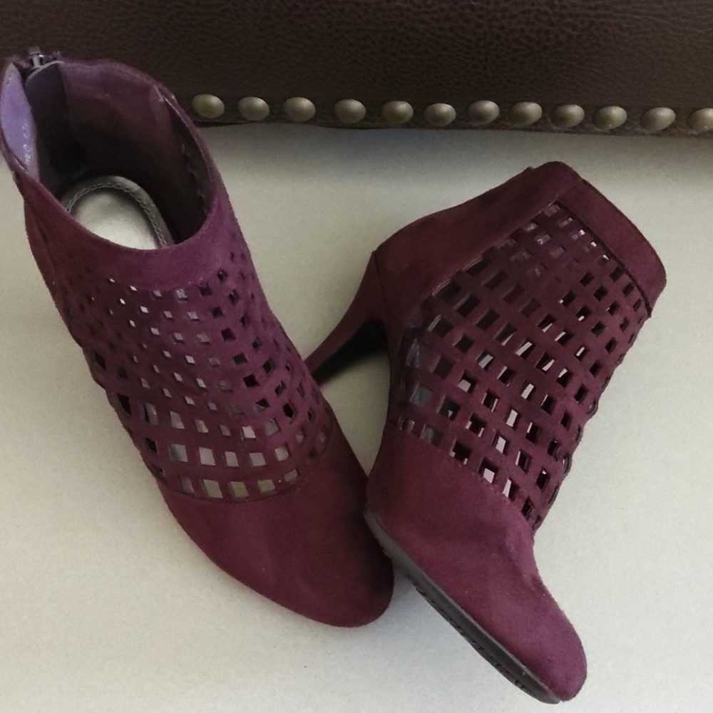 Ankle Heels